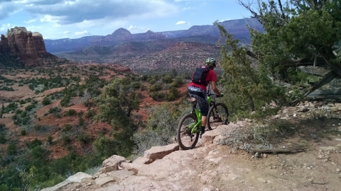 The start of the descent on the Hiline Trail