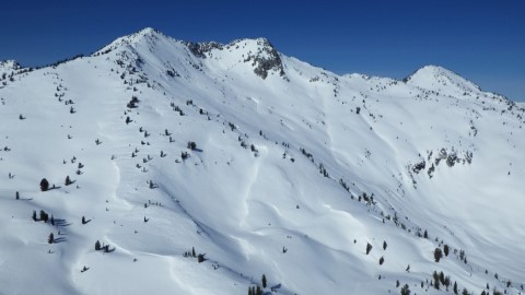 The high point of the bowl, with lots of fall line lookers right.