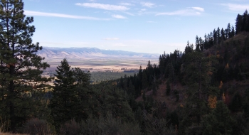 Looking into the Grande Ronde Valley from half way up the trail.