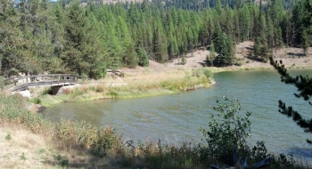 The north end of La Grande Reservoir has some nice bridges and a path around the lake.