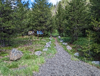 Starting the trail from NFJD Campground