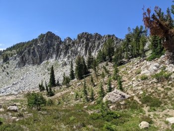 The trail on the south side, working up toward Pop Pass.