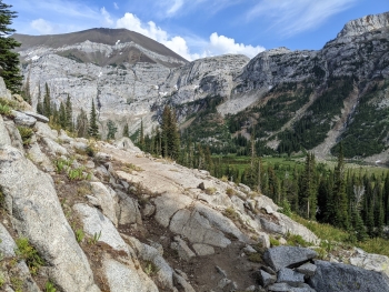Approaching Frazier Lake.