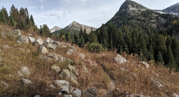 Unnamed points visible from the Minam River Trail