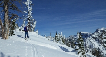 The southern-most edge the ridge, which looks over to Echo Lake