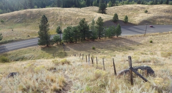 The final drop to the road is steep and straight down.