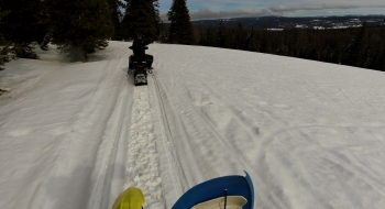 Looking at the Grande Ronde Valley and Mt. Fanny. Moss Springs is in the dip in the green hills. 