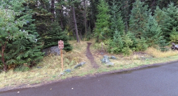 Trail start is tagged as the 